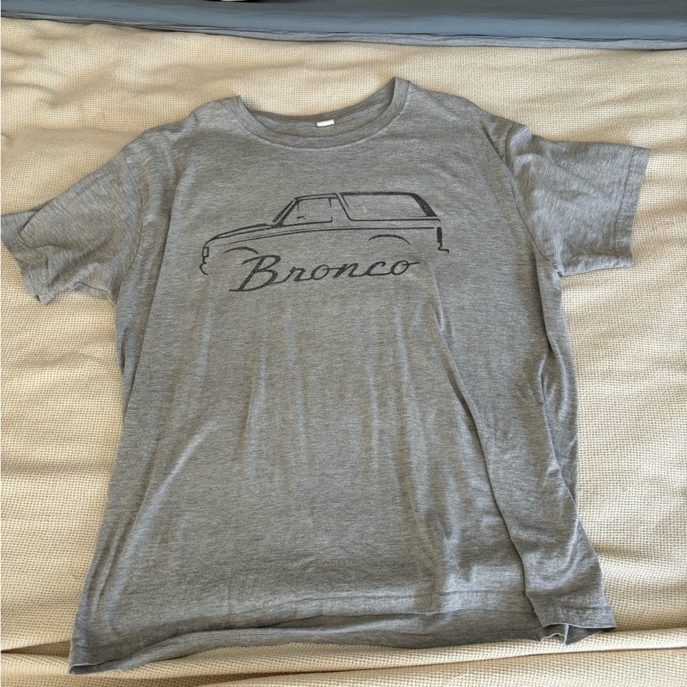 Bronco Graphic Gray Men's T-Shirt